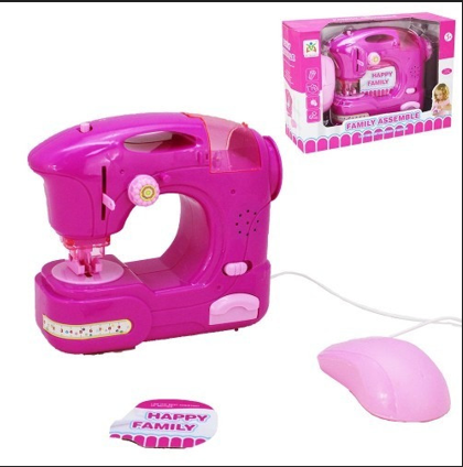Máquina de coser de juguete rosa con pedal conectado